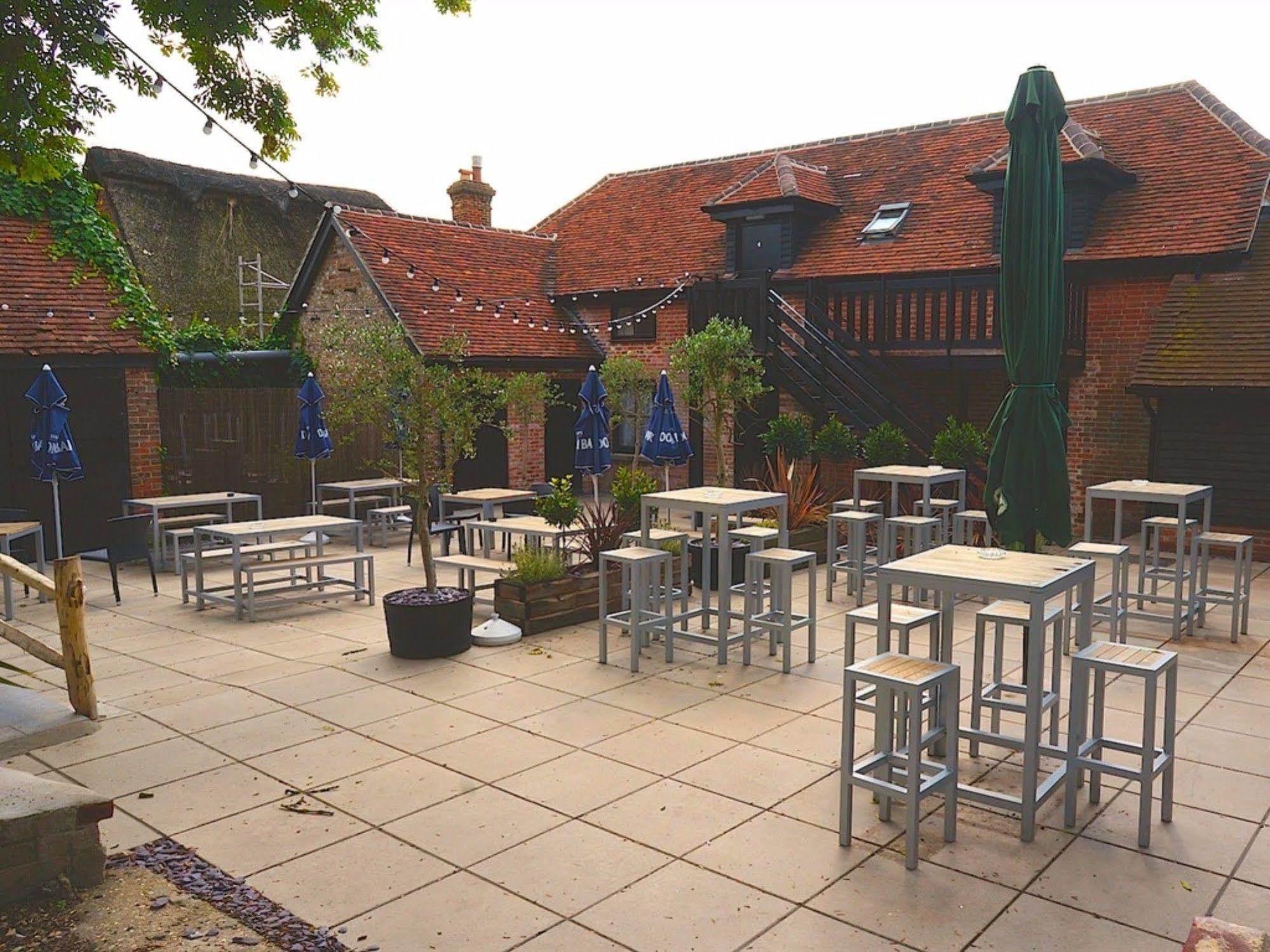 The Dean Ale & Cider House Chichester Exterior foto